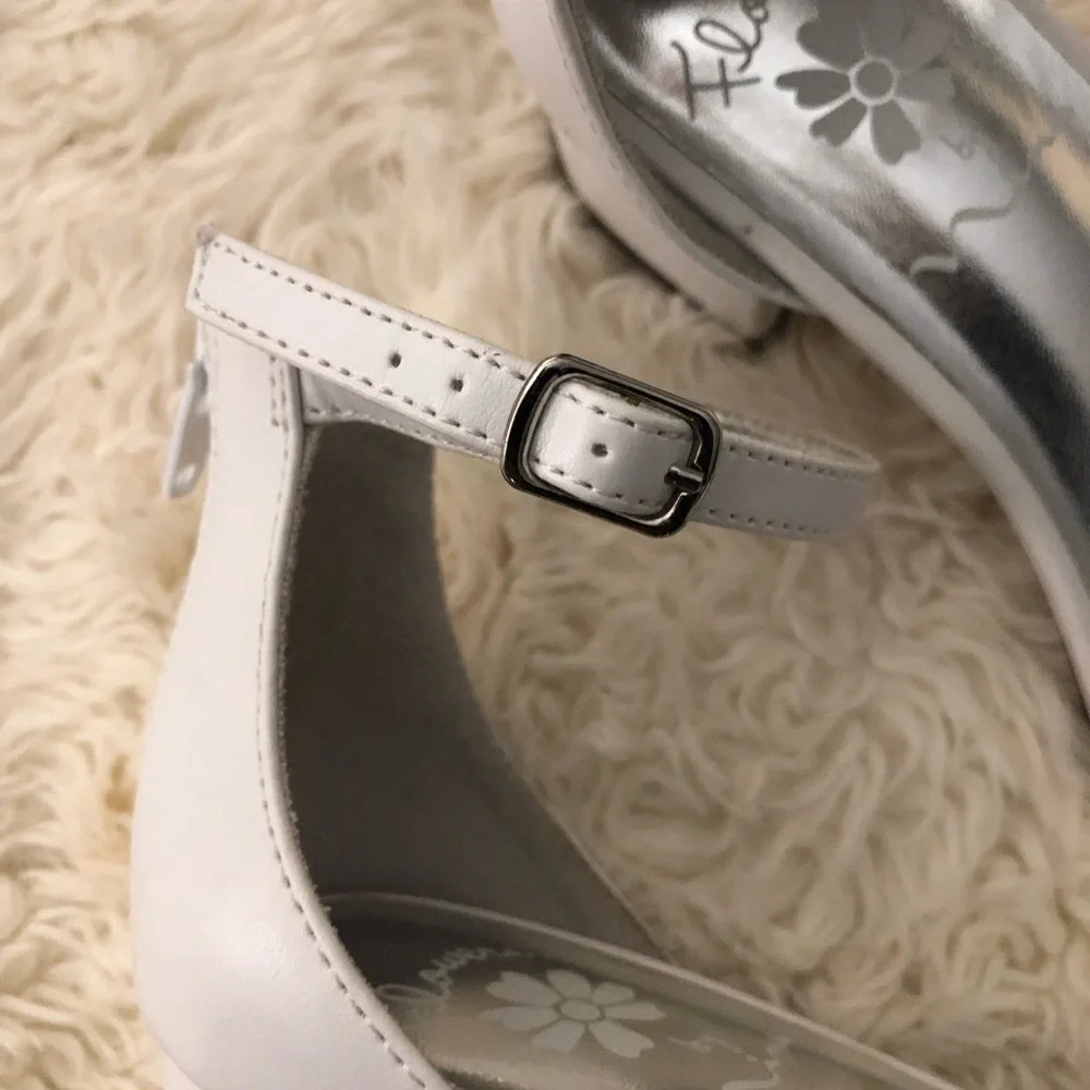 𝅺nina dress girl shoes